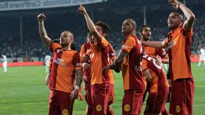 Aslan, Bursa'da gol oldu yağdı