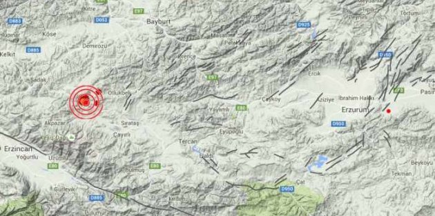Erzincan'da deprem; Erzincan beşik gibi sallanıyor