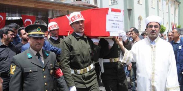 Gaziantepli şehit astsubayı 5 bin kişi uğurladı