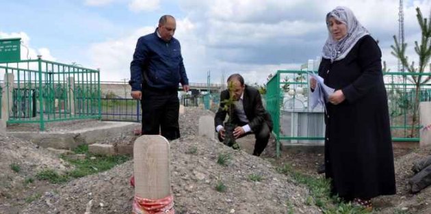 Songül Şengel cinayeti: Acılı baba mahkeme kararını kızının mezarına götürdü