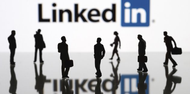 Microsoft, sosyal ağ Linkedin'i satın aldı