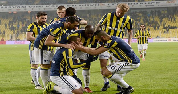 Fenerbahçe zorlu Trabzonspor deplasmanında