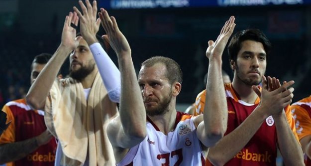 Galatasaray 87-Real madrid 84