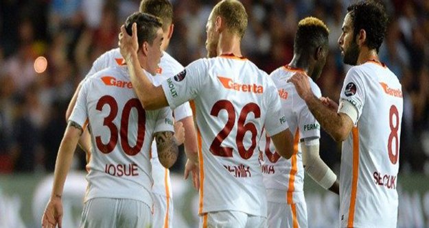 Galatasaray,Osmanlıspor'la oynuyor