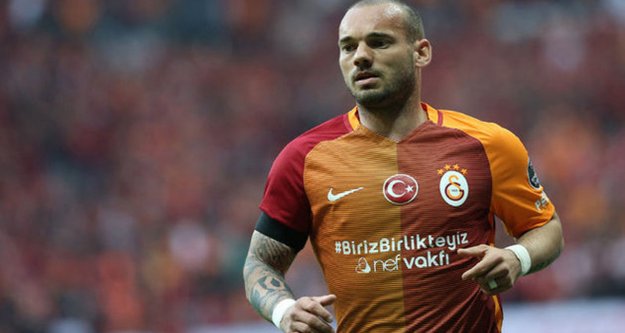 Wesley Sneijder Galatasaray’dan ayrılıyor