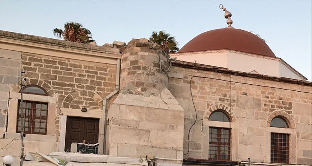 BASAM Başkanı Sait: Yunanistan hükümeti adalardaki camileri çürümeye terk etti
