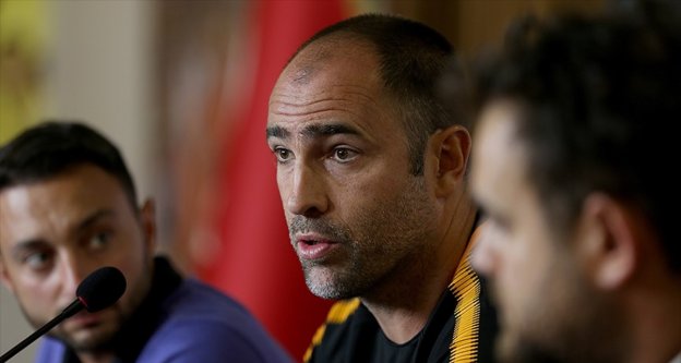 Galatasaray Teknik Direktörü Tudor: Bir an önce maçın başlamasını bekliyoruz