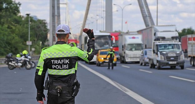 İstanbul'da 15 Temmuz etkinliklerine trafik düzenlemesi