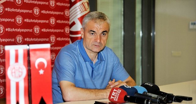 Antalyaspor Teknik Direktörü Çalımbay: Melo'ya ihtiyacımız yok