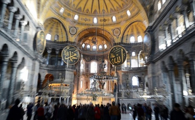 İstanbul'a 7 ayda yaklaşık 6 milyon yabancı turist geldi