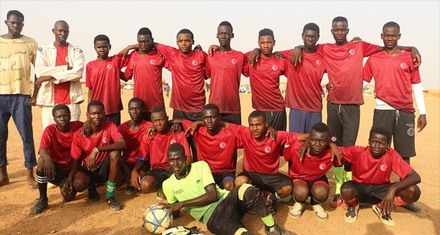 Sudan ekibi, Türkiye formasıyla başarı arayacak