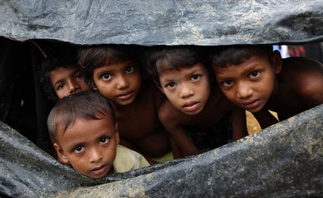 Bangladeş'e sığınan Arakanlı Müslümanların sayısı 429 bine yükseldi