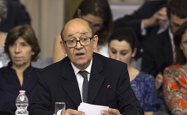 Fransa Dışişleri Bakanı Le Drian: Halkını katletmiş Beşşar Esed ile geçiş süreci yapılamaz