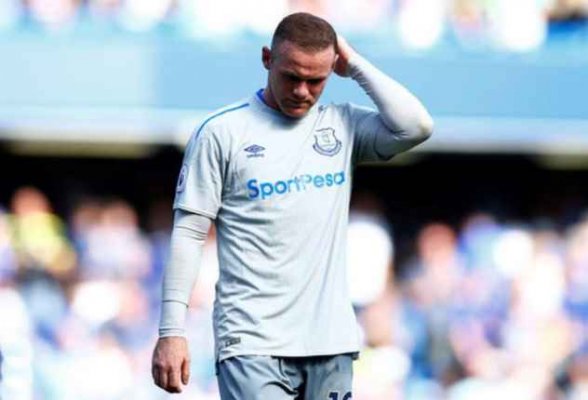 İngiliz golcü Rooney Alkollü araç kullanmaktan gözaltında