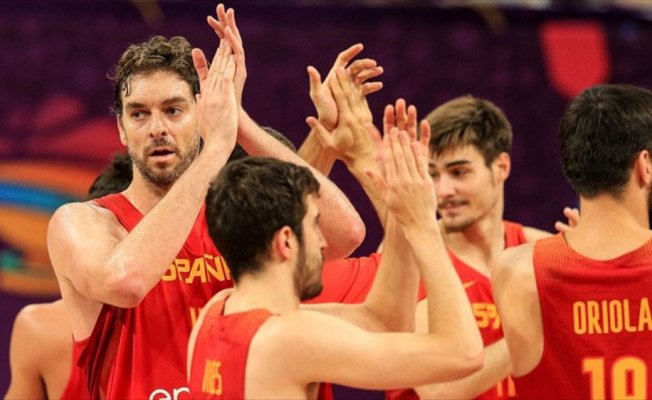 İspanya 2017 Avrupa Basketbol Şampiyonası'nda yarı finale yükseldi