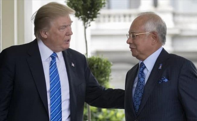 Trump, Malezya Başbakanı Rezak ile görüştü