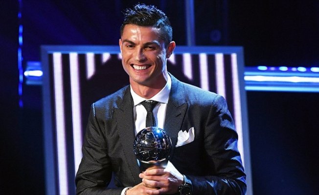 Yılın futbolcusu Cristiano Ronaldo