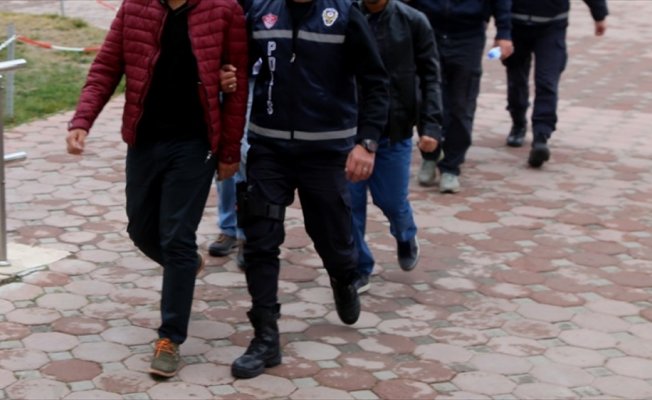 Diyarbakır merkezli FETÖ operasyonu: 34 gözaltı