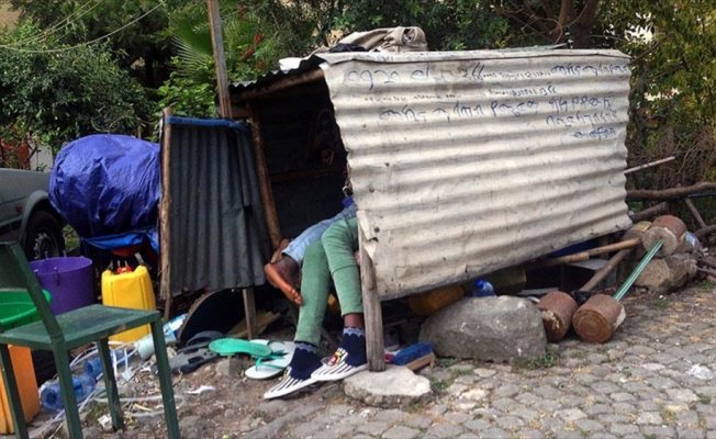 Etiyopya'da yoksulların yeni yaşam alanı teneke evler