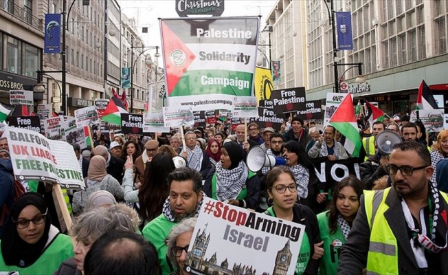 Londra'da 'Balfour' protestosu