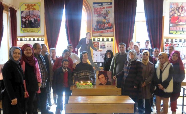 Öğrenciler, Kemal Sunal'ın doğum gününü kutladı