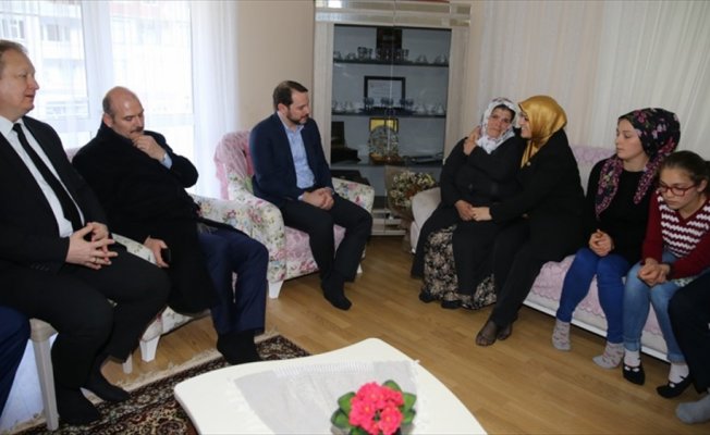 Soylu ve Albayrak'tan Eren Bülbül'ün ailesine ziyaret