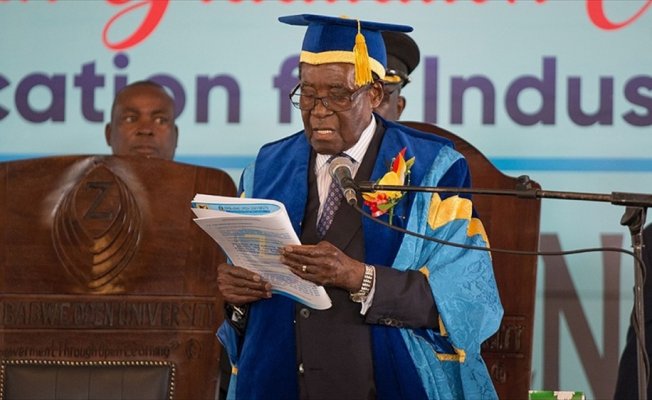 Zimbabve Devlet Başkanı Mugabe süre istedi