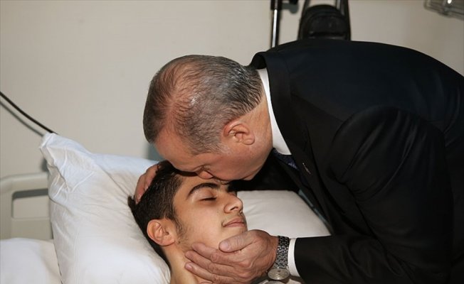 Erdoğan ve Yıldırım'dan hasta ziyareti