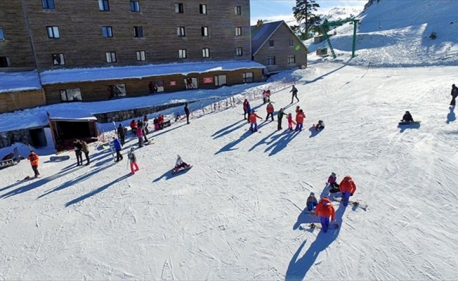 Kartalkaya Kayak Merkezindeki otellerde doluluk yüzde 100'e ulaştı