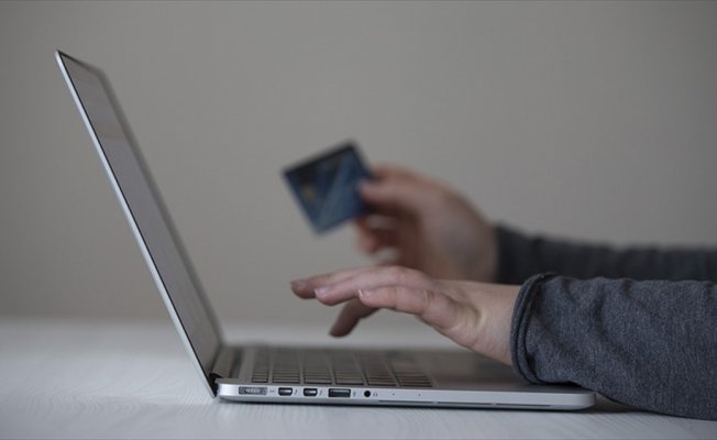 Kredi kartıyla internetten alışverişe onay için son günler