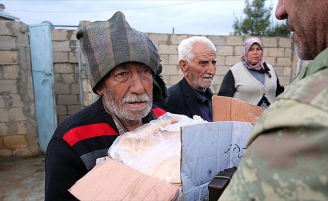 'Zeytin Dalı' ile teröristlerden temizlenen köylerine döndüler