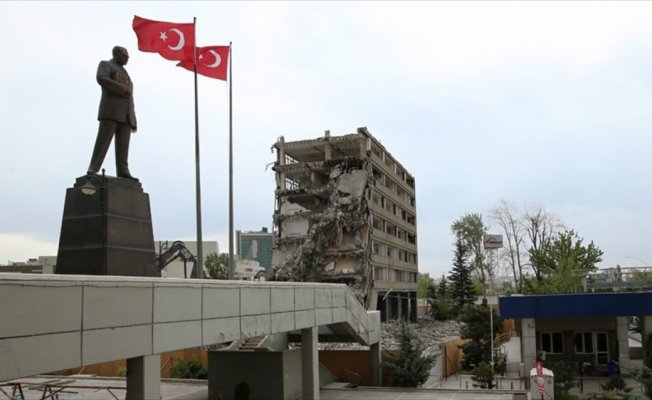 Ankara Emniyet Müdürlüğünü bombalayan FETÖ'cü pilottan 'uyku' yalanı