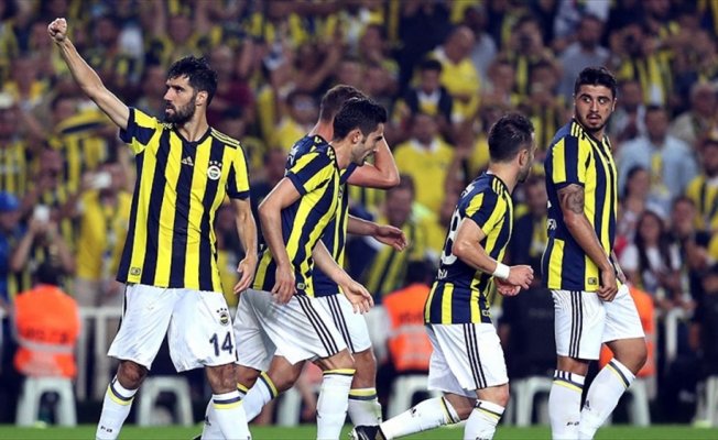 Fenerbahçe derbilerde yenilgiyi unuttu