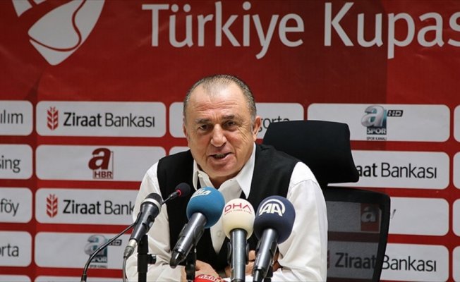 Galatasaray Teknik Direktörü Terim: Belki oyun keyifli değil ama skor keyifli, bir avantaj
