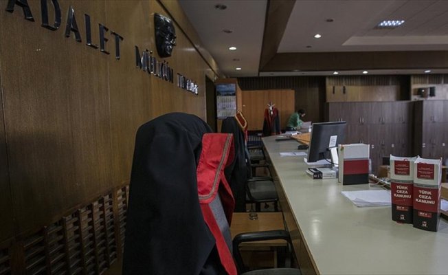 HSK'dan 17 hakim ve savcıyı açığa alma kararı