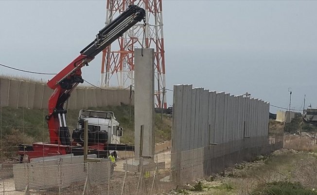 İsrail, Lübnan sınırında duvar inşa ediyor