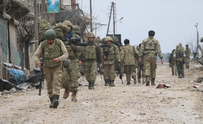 YPG/PKK'lı teröristler sivillerin arasında gizlenmeye çalışmış