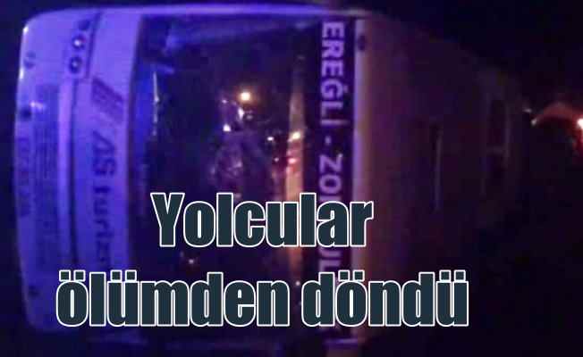 Zonguldak'ta otobüs devrildi, 1 ölü 16 yaralı var