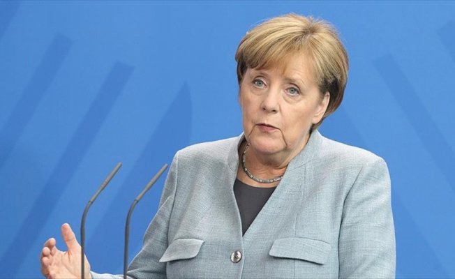 Merkel'den ABD′nin ek vergi kararına ilişkin açıklama