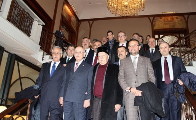 TBMM Başkanı Kahraman İsviçre'de Türklerle buluştu