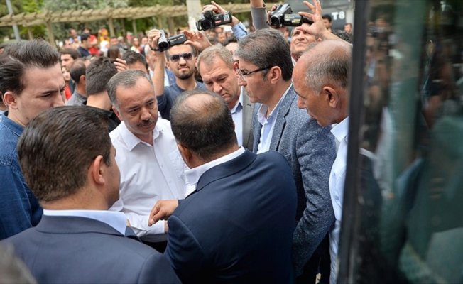 Emniyet müdüründen, HDP'li vekillere 'Öcalan' uyarısı
