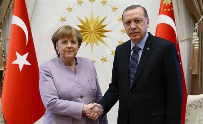 Erdoğan ve Merkel görüşmesinde 'toprak bütünlüğü' vurgusu