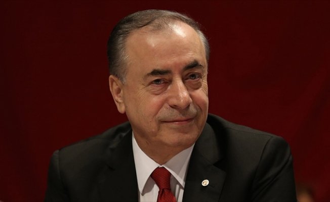 Galatasaray Kulübü Başkanı Cengiz trafik kazası geçirdi