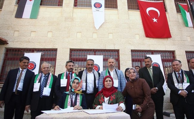 Tenzile Erdoğan İHL ile Filistin'deki Türk lisesi kardeş okul oldu