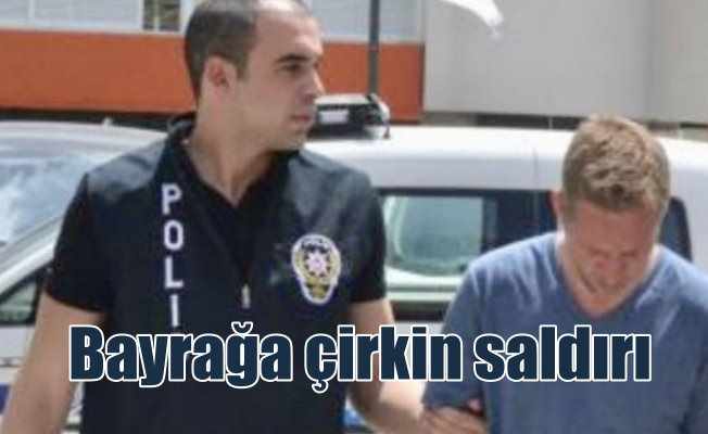 KKTC'de Türk bayrağına çirkin saldırı: 2 kişi tutuklandı