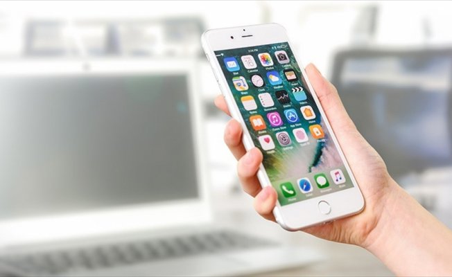 Tüketici teknolojisi pazarına 'akıllı telefon' dopingi