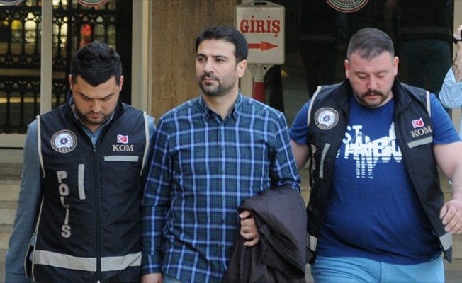 Eski Mardin Vali Yardımcısı Mustafa Mendeş FETÖ'den gözaltına alındı