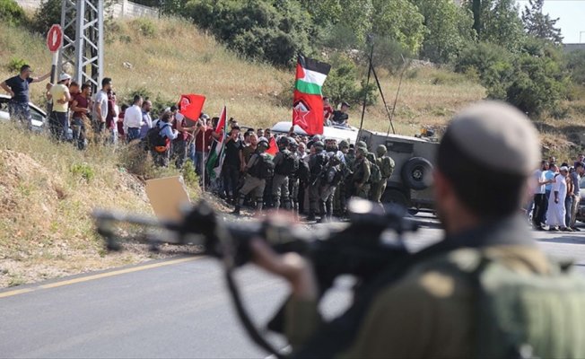 İsrail askerleri Gazze'de 4 Filistinliyi yaraladı