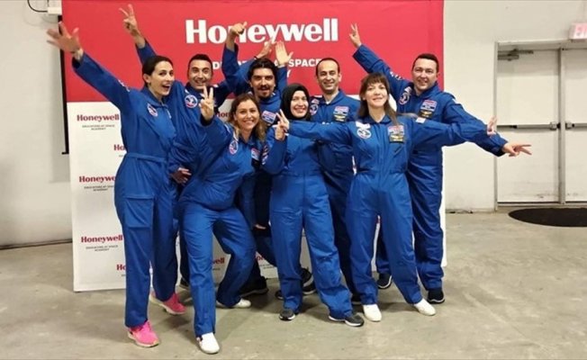 Türkiye'den 8 öğretmen ABD'de uzay yarışına katıldı