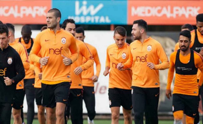 Galatasaray'da Schalke mesaisi başladı